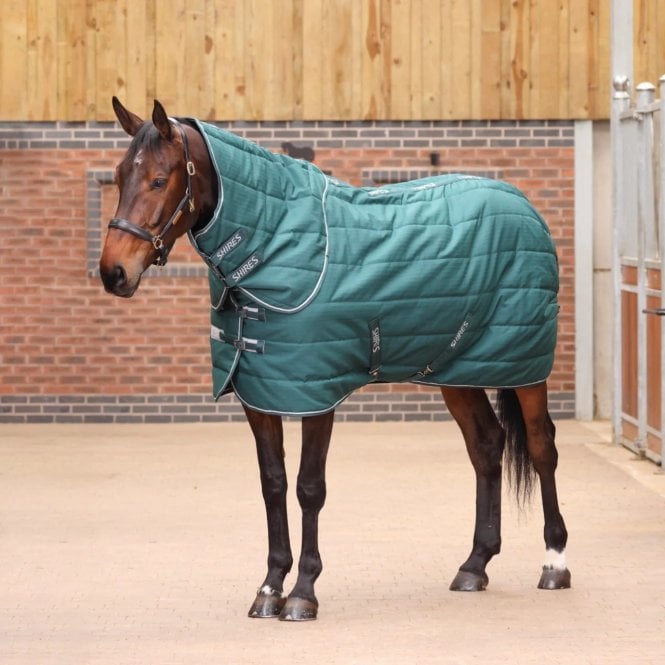 Shires Tempest Plus 200 Stable Rug & Neck Set